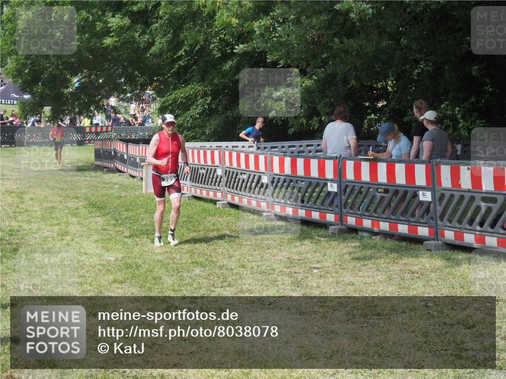 21.06.2025 - 27. Vierlanden-Triathlon KatJ http://msf.ph/oto/8038078 15.06.2025 11:31:53 Schwimmen  meine-sportfotos.de