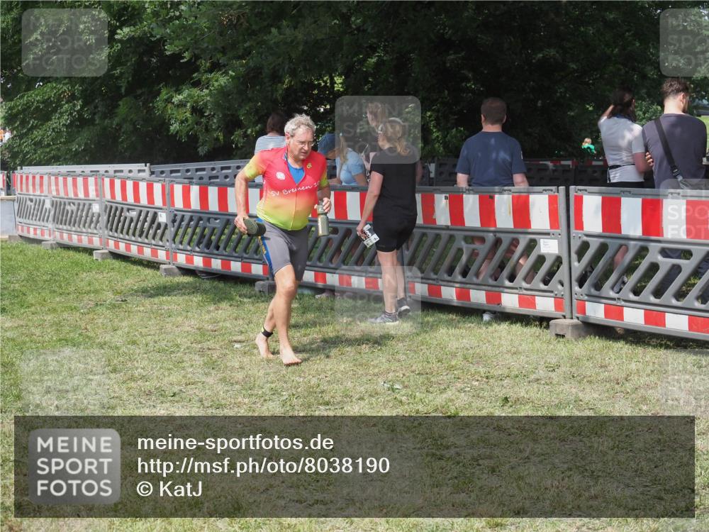 21.06.2025 - 27. Vierlanden-Triathlon KatJ http://msf.ph/oto/8038190 15.06.2025 11:32:05 Schwimmen  meine-sportfotos.de