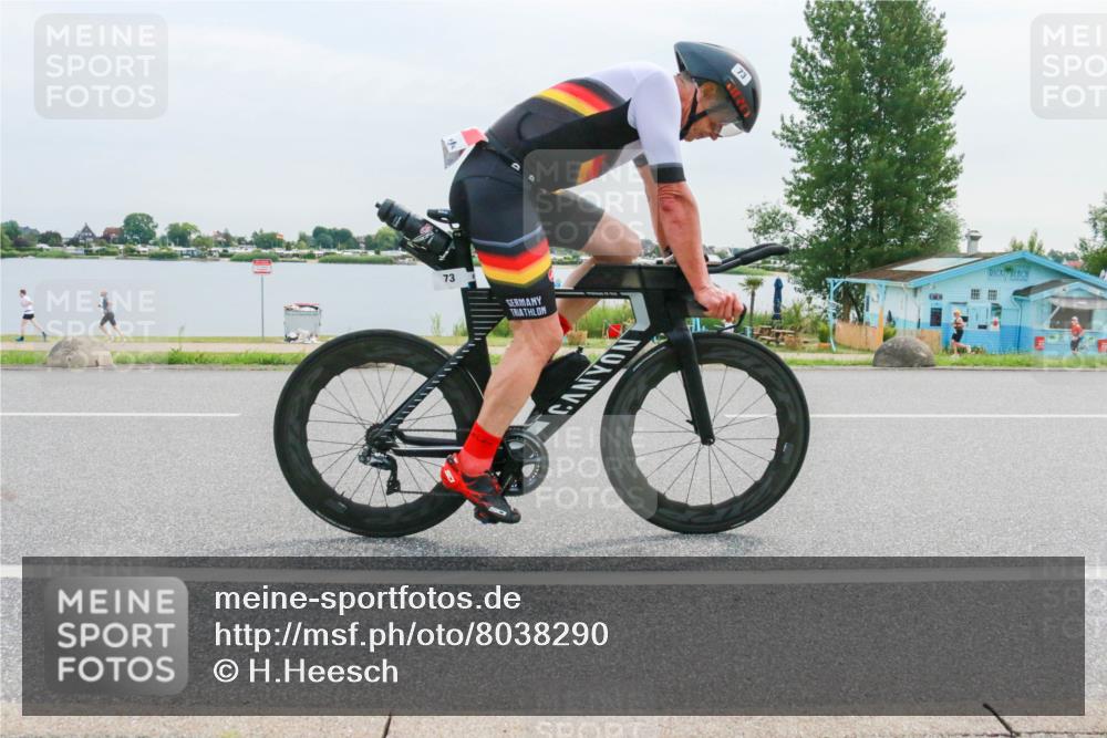 15.06.2025 - 27. Vierlanden-Triathlon H.Heesch http://msf.ph/oto/8038290 15.06.2025 10:56:24 Radfahren 73, 597 meine-sportfotos.de