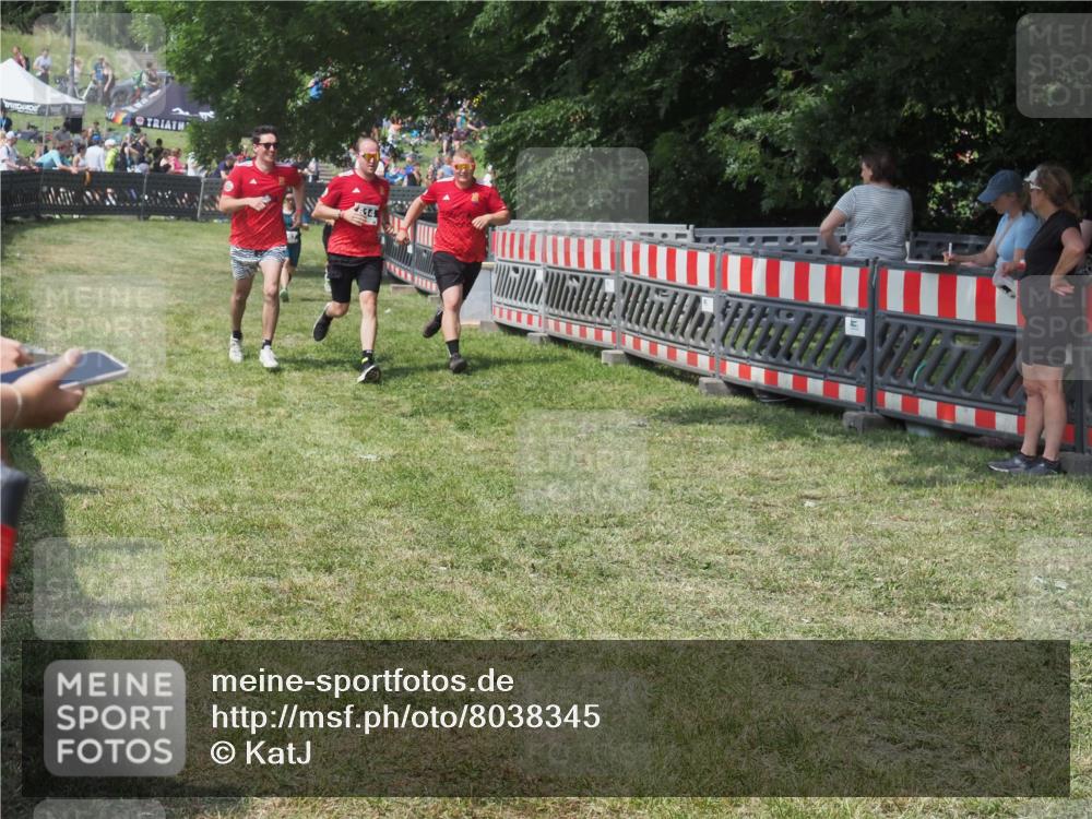 21.06.2025 - 27. Vierlanden-Triathlon KatJ http://msf.ph/oto/8038345 15.06.2025 11:32:36 Schwimmen  meine-sportfotos.de