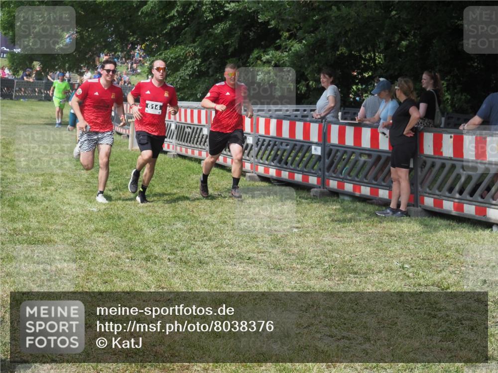 21.06.2025 - 27. Vierlanden-Triathlon KatJ http://msf.ph/oto/8038376 15.06.2025 11:32:37 Schwimmen  meine-sportfotos.de