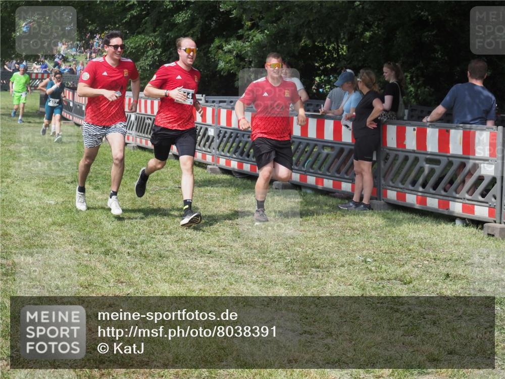 21.06.2025 - 27. Vierlanden-Triathlon KatJ http://msf.ph/oto/8038391 15.06.2025 11:32:38 Schwimmen  meine-sportfotos.de