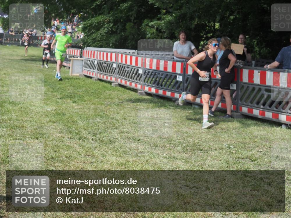 21.06.2025 - 27. Vierlanden-Triathlon KatJ http://msf.ph/oto/8038475 15.06.2025 11:32:41 Schwimmen  meine-sportfotos.de