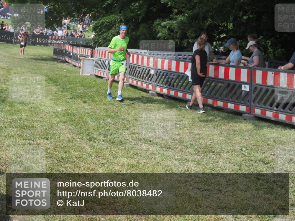 21.06.2025 - 27. Vierlanden-Triathlon KatJ http://msf.ph/oto/8038482 15.06.2025 11:32:43 Schwimmen  meine-sportfotos.de