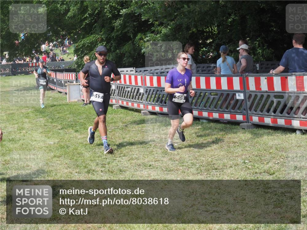 21.06.2025 - 27. Vierlanden-Triathlon KatJ http://msf.ph/oto/8038618 15.06.2025 11:33:10 Schwimmen  meine-sportfotos.de