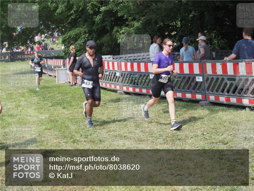 21.06.2025 - 27. Vierlanden-Triathlon KatJ http://msf.ph/oto/8038620 15.06.2025 11:33:10 Schwimmen  meine-sportfotos.de