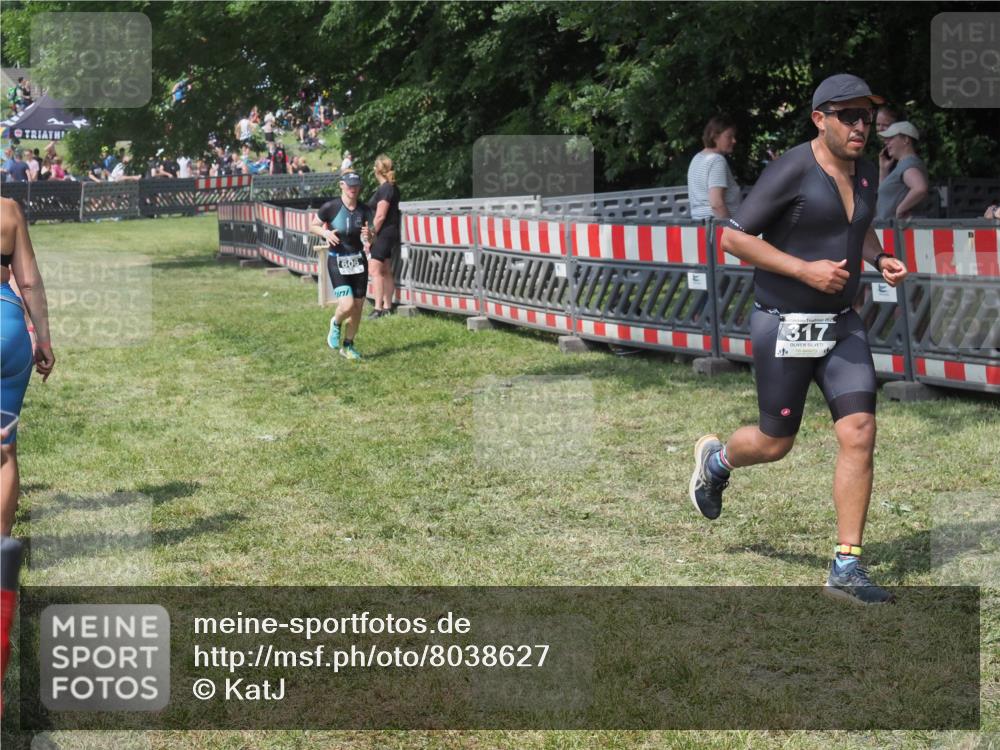 21.06.2025 - 27. Vierlanden-Triathlon KatJ http://msf.ph/oto/8038627 15.06.2025 11:33:12 Schwimmen  meine-sportfotos.de