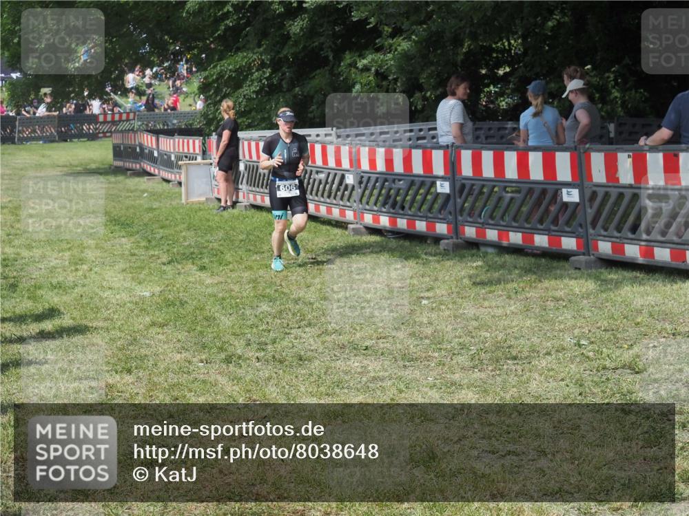 21.06.2025 - 27. Vierlanden-Triathlon KatJ http://msf.ph/oto/8038648 15.06.2025 11:33:13 Schwimmen  meine-sportfotos.de