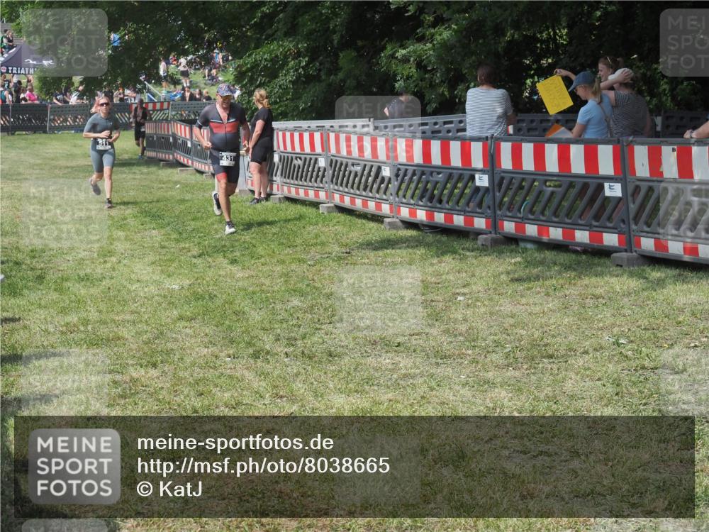 21.06.2025 - 27. Vierlanden-Triathlon KatJ http://msf.ph/oto/8038665 15.06.2025 11:33:25 Schwimmen  meine-sportfotos.de
