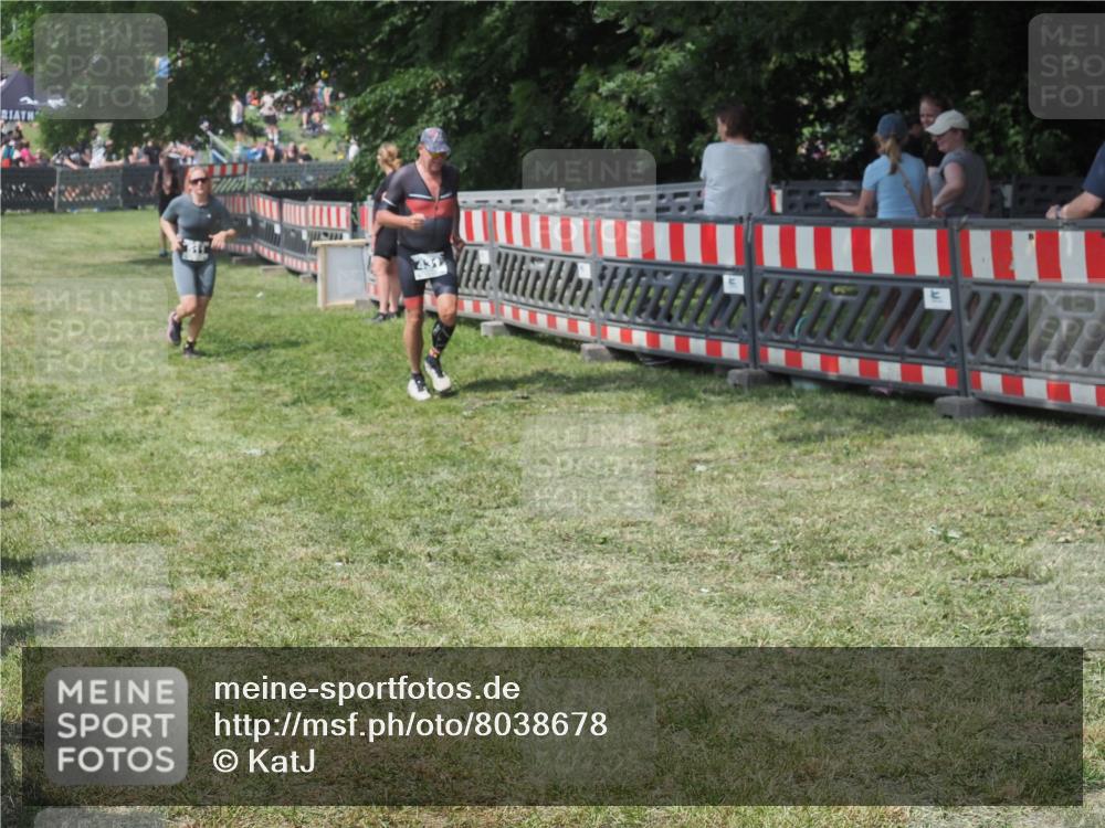 21.06.2025 - 27. Vierlanden-Triathlon KatJ http://msf.ph/oto/8038678 15.06.2025 11:33:26 Schwimmen  meine-sportfotos.de