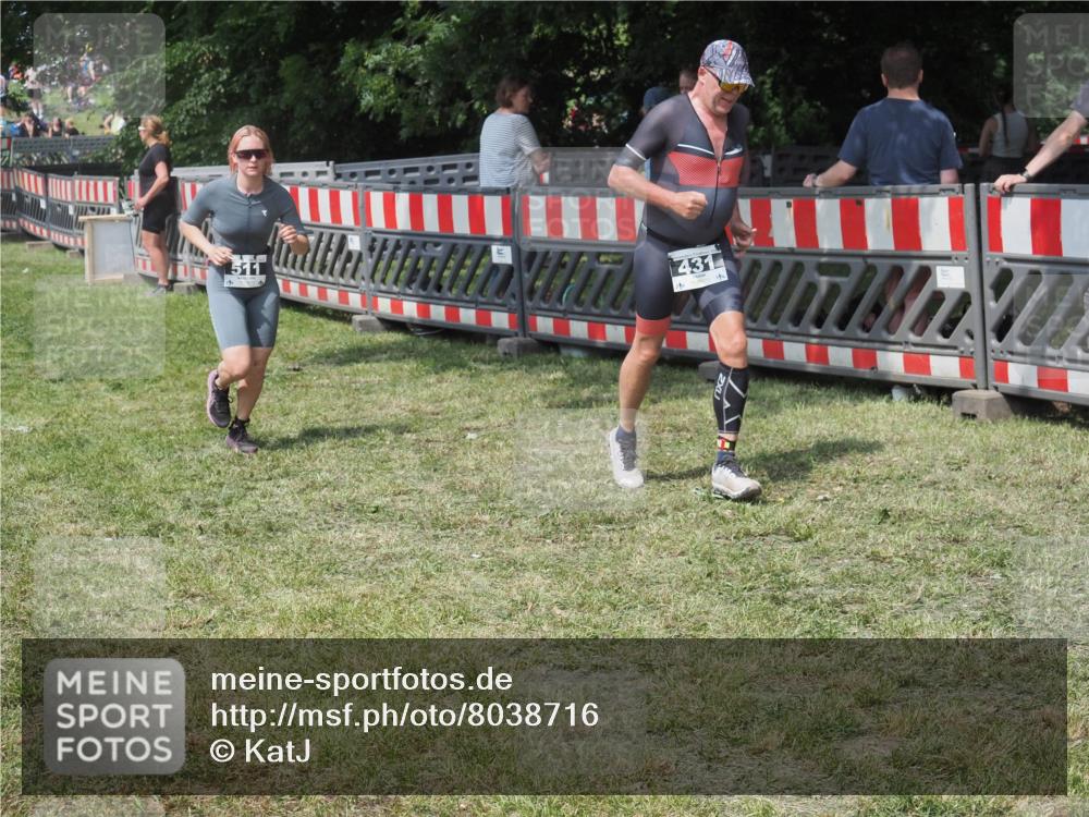 21.06.2025 - 27. Vierlanden-Triathlon KatJ http://msf.ph/oto/8038716 15.06.2025 11:33:28 Schwimmen  meine-sportfotos.de