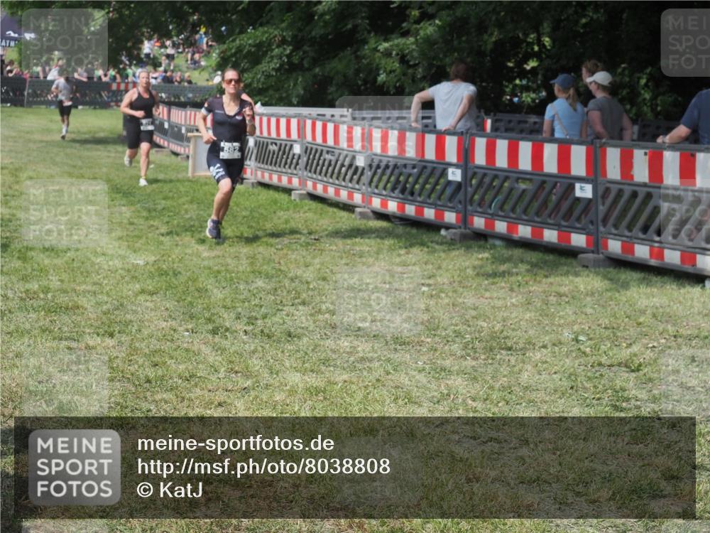 21.06.2025 - 27. Vierlanden-Triathlon KatJ http://msf.ph/oto/8038808 15.06.2025 11:34:03 Schwimmen  meine-sportfotos.de