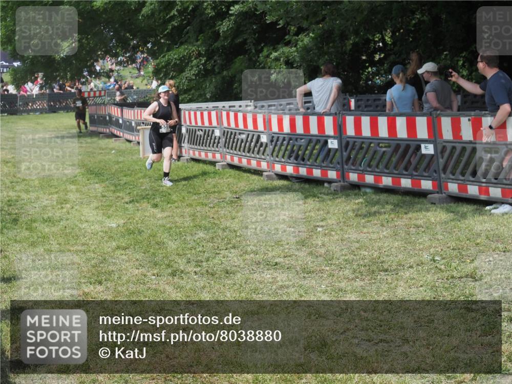 21.06.2025 - 27. Vierlanden-Triathlon KatJ http://msf.ph/oto/8038880 15.06.2025 11:34:25 Schwimmen  meine-sportfotos.de