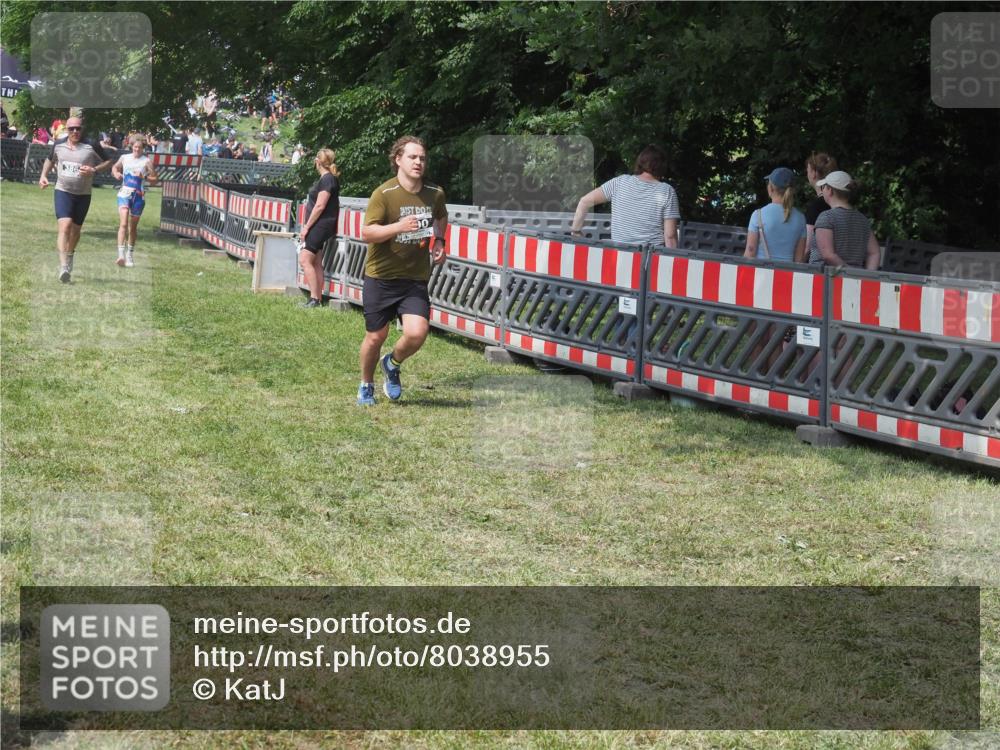21.06.2025 - 27. Vierlanden-Triathlon KatJ http://msf.ph/oto/8038955 15.06.2025 11:34:33 Schwimmen  meine-sportfotos.de