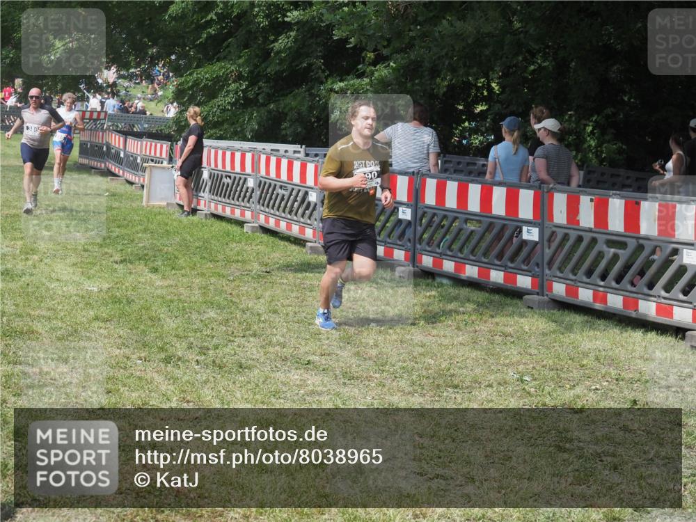 21.06.2025 - 27. Vierlanden-Triathlon KatJ http://msf.ph/oto/8038965 15.06.2025 11:34:34 Schwimmen  meine-sportfotos.de