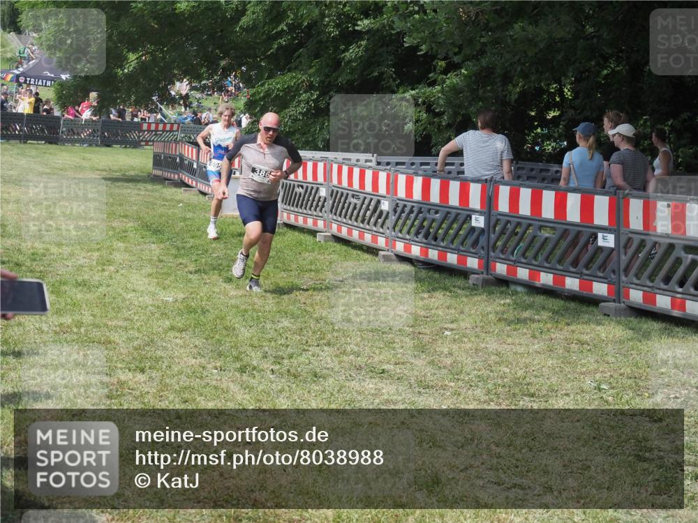 21.06.2025 - 27. Vierlanden-Triathlon KatJ http://msf.ph/oto/8038988 15.06.2025 11:34:36 Schwimmen 893 meine-sportfotos.de