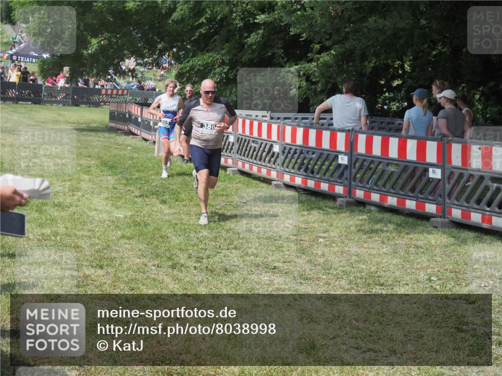 21.06.2025 - 27. Vierlanden-Triathlon KatJ http://msf.ph/oto/8038998 15.06.2025 11:34:36 Schwimmen 893 meine-sportfotos.de