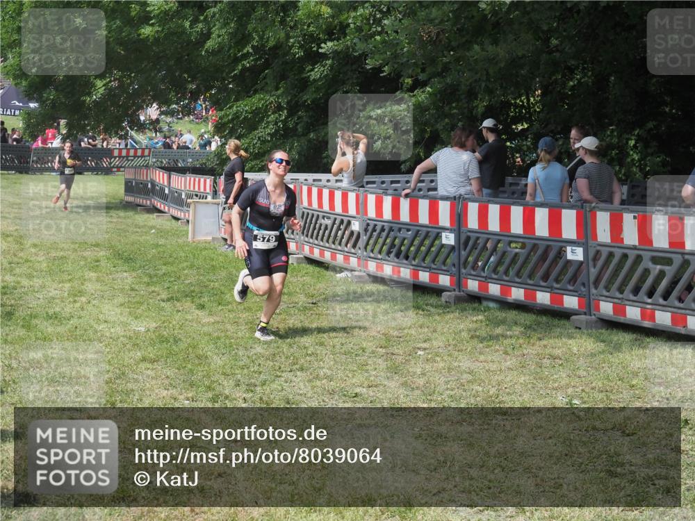 21.06.2025 - 27. Vierlanden-Triathlon KatJ http://msf.ph/oto/8039064 15.06.2025 11:34:54 Schwimmen  meine-sportfotos.de