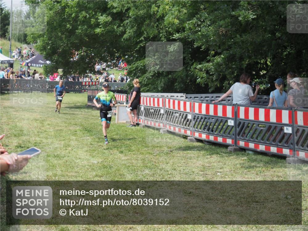 21.06.2025 - 27. Vierlanden-Triathlon KatJ http://msf.ph/oto/8039152 15.06.2025 11:35:18 Schwimmen  meine-sportfotos.de