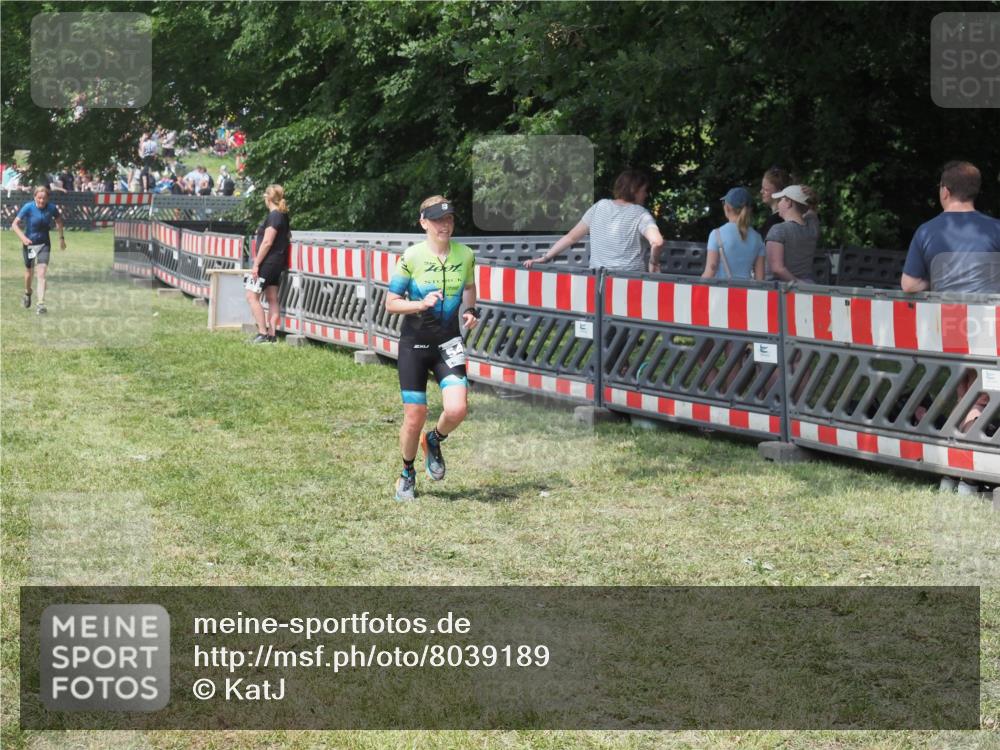 21.06.2025 - 27. Vierlanden-Triathlon KatJ http://msf.ph/oto/8039189 15.06.2025 11:35:19 Schwimmen  meine-sportfotos.de