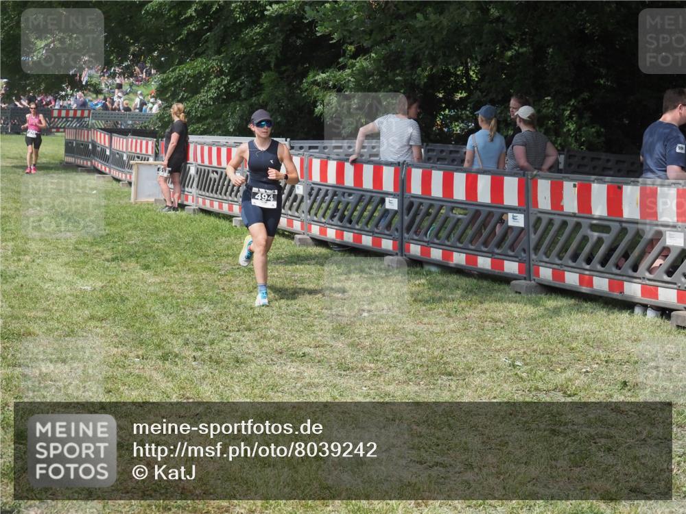21.06.2025 - 27. Vierlanden-Triathlon KatJ http://msf.ph/oto/8039242 15.06.2025 11:35:33 Schwimmen  meine-sportfotos.de