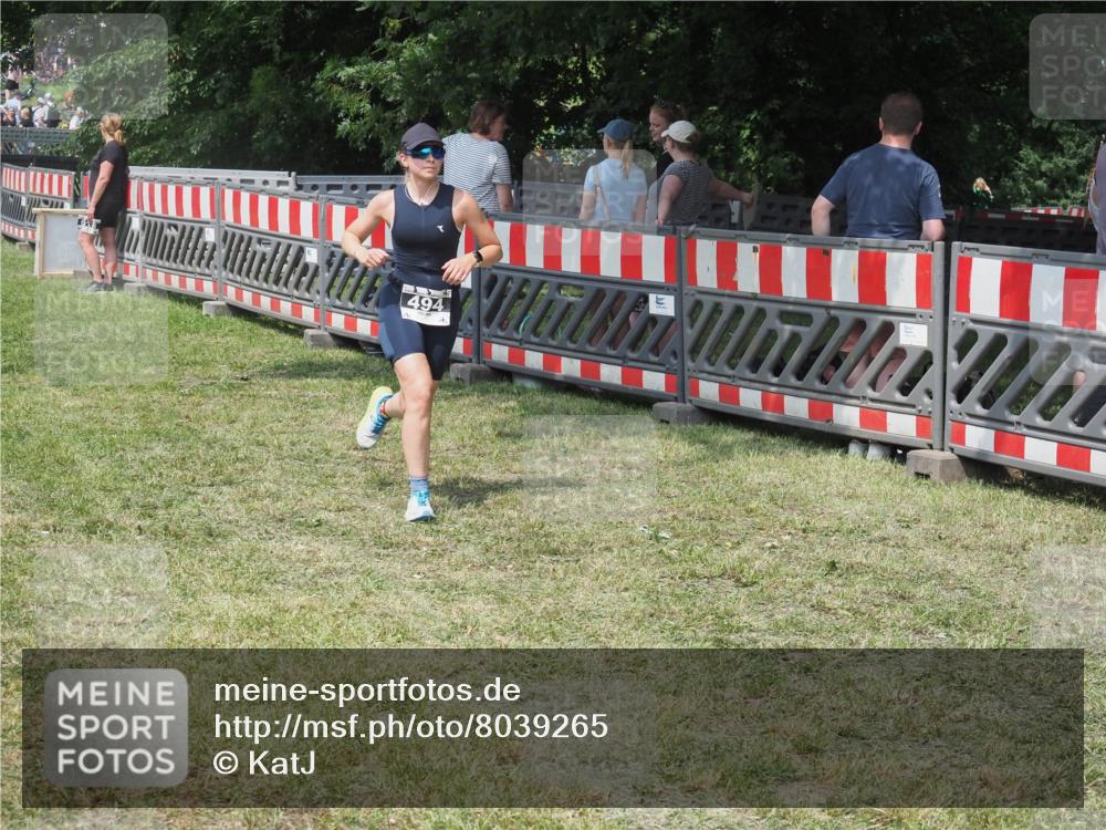 21.06.2025 - 27. Vierlanden-Triathlon KatJ http://msf.ph/oto/8039265 15.06.2025 11:35:34 Schwimmen  meine-sportfotos.de