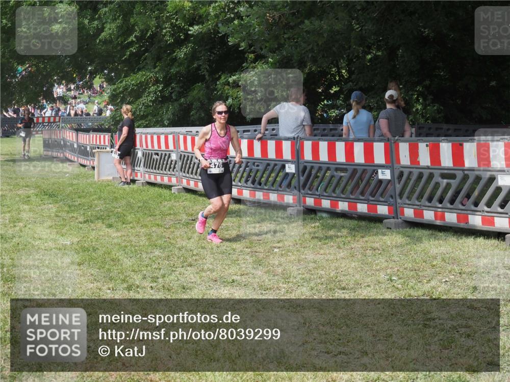21.06.2025 - 27. Vierlanden-Triathlon KatJ http://msf.ph/oto/8039299 15.06.2025 11:35:41 Schwimmen  meine-sportfotos.de