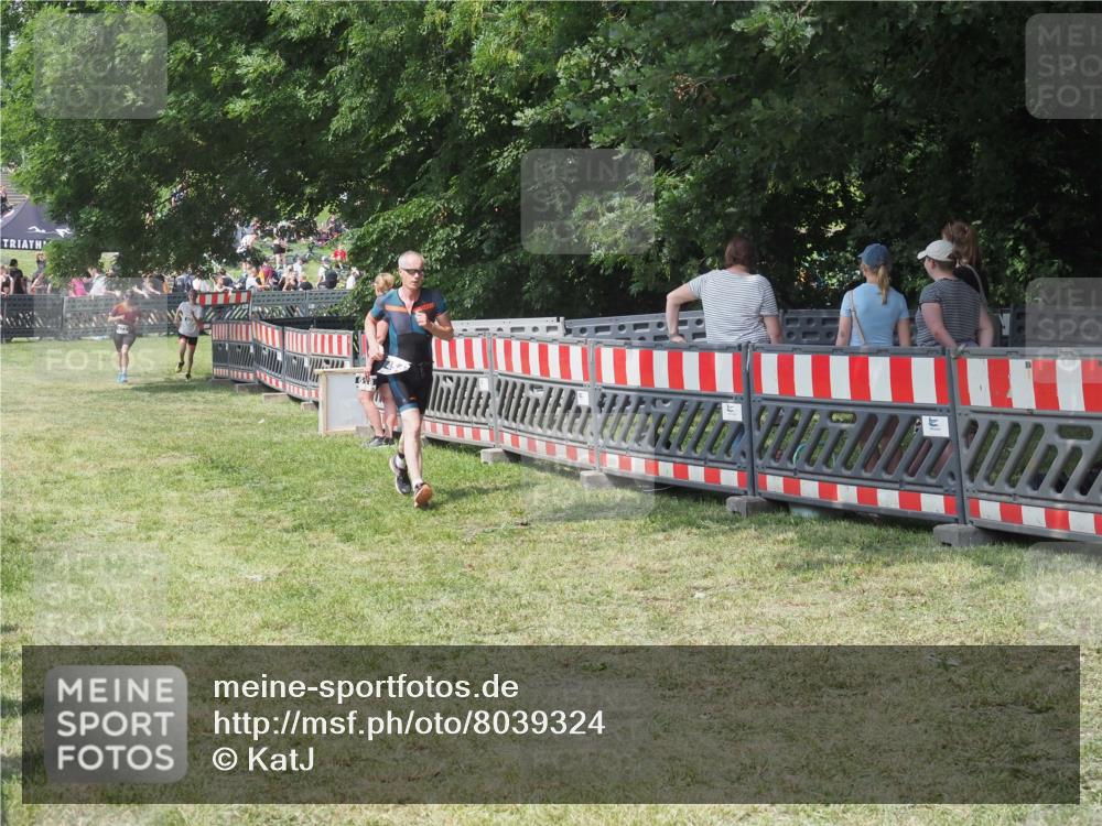 21.06.2025 - 27. Vierlanden-Triathlon KatJ http://msf.ph/oto/8039324 15.06.2025 11:35:48 Schwimmen  meine-sportfotos.de