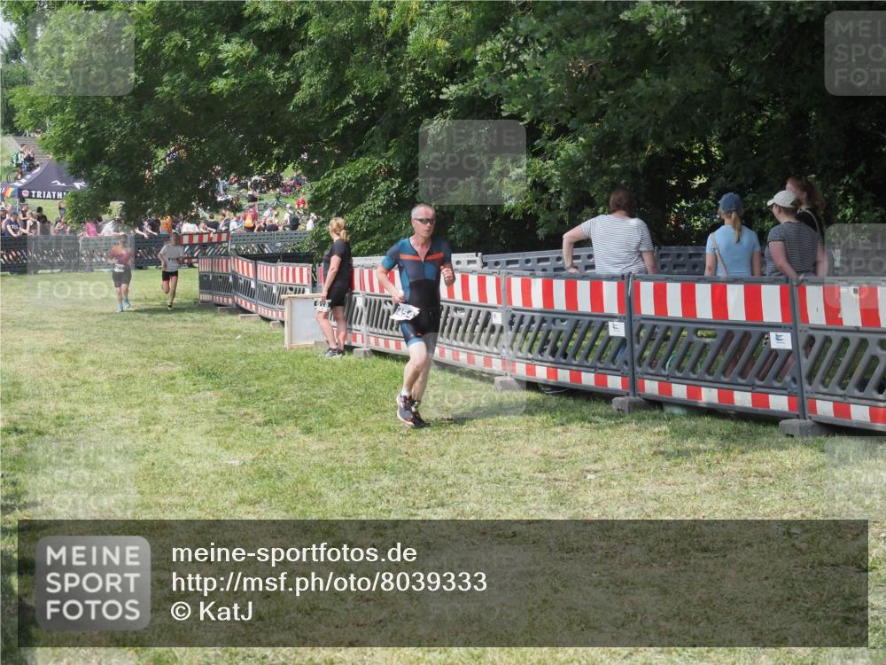 21.06.2025 - 27. Vierlanden-Triathlon KatJ http://msf.ph/oto/8039333 15.06.2025 11:35:49 Schwimmen  meine-sportfotos.de