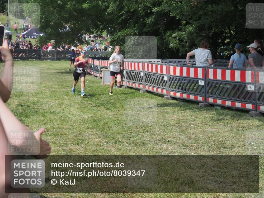 21.06.2025 - 27. Vierlanden-Triathlon KatJ http://msf.ph/oto/8039347 15.06.2025 11:35:53 Schwimmen  meine-sportfotos.de
