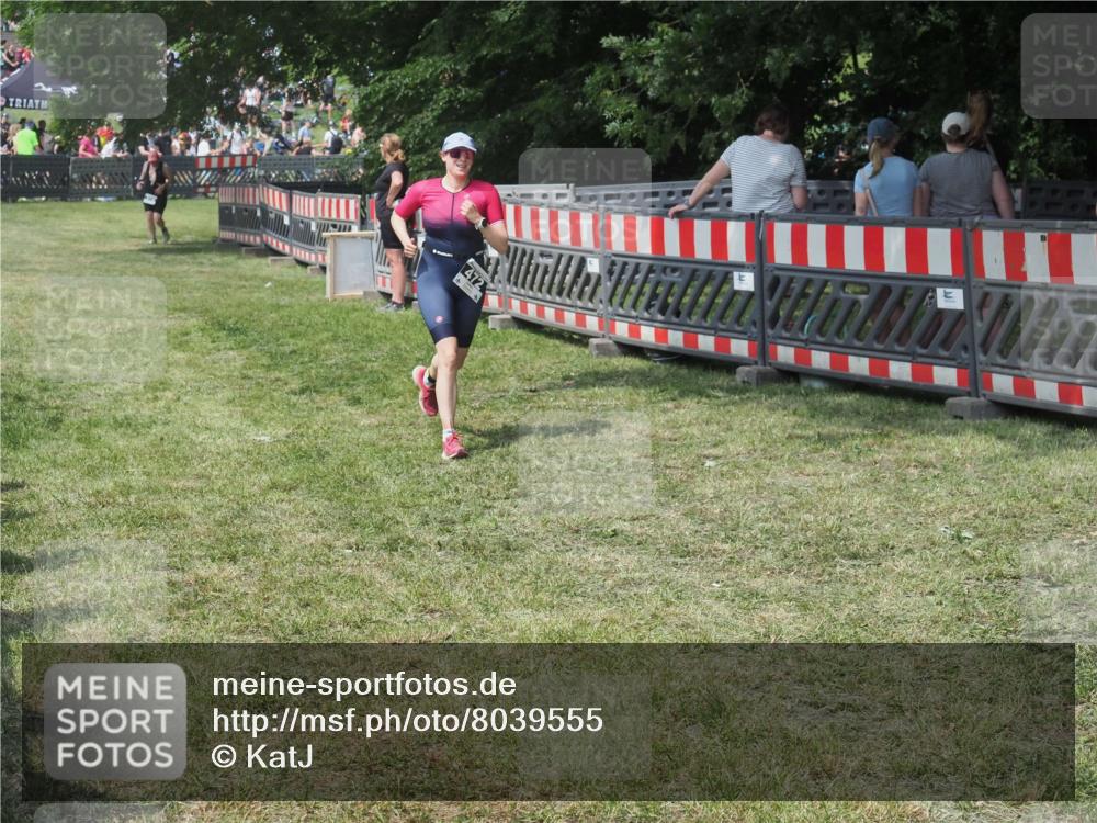 21.06.2025 - 27. Vierlanden-Triathlon KatJ http://msf.ph/oto/8039555 15.06.2025 11:36:21 Schwimmen  meine-sportfotos.de