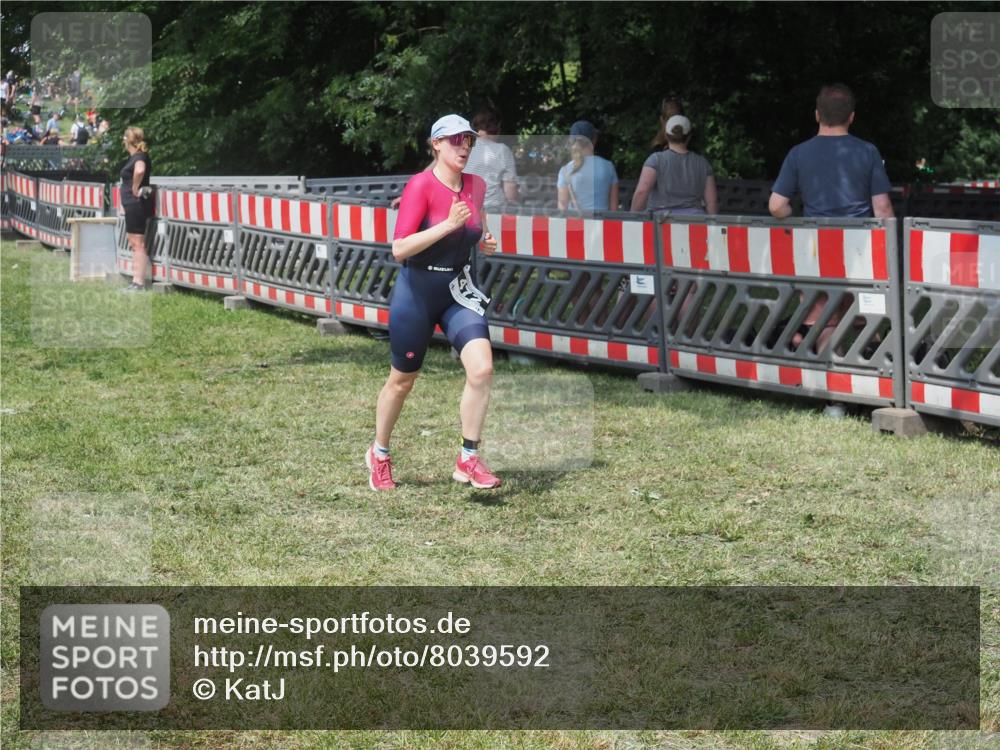 21.06.2025 - 27. Vierlanden-Triathlon KatJ http://msf.ph/oto/8039592 15.06.2025 11:36:22 Schwimmen  meine-sportfotos.de