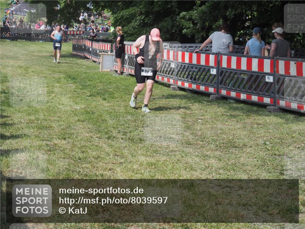 21.06.2025 - 27. Vierlanden-Triathlon KatJ http://msf.ph/oto/8039597 15.06.2025 11:36:31 Schwimmen  meine-sportfotos.de