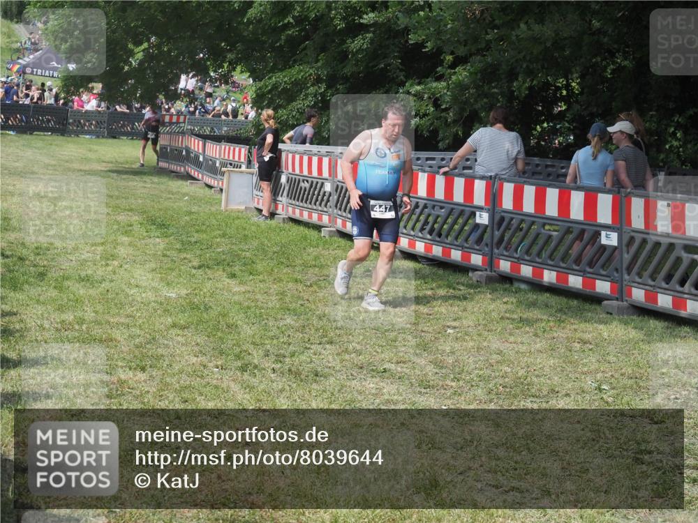 21.06.2025 - 27. Vierlanden-Triathlon KatJ http://msf.ph/oto/8039644 15.06.2025 11:36:39 Schwimmen  meine-sportfotos.de