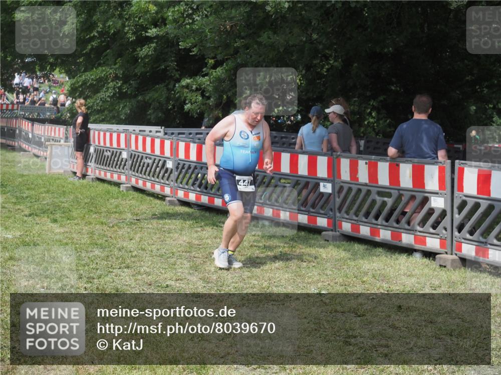 21.06.2025 - 27. Vierlanden-Triathlon KatJ http://msf.ph/oto/8039670 15.06.2025 11:36:39 Schwimmen  meine-sportfotos.de