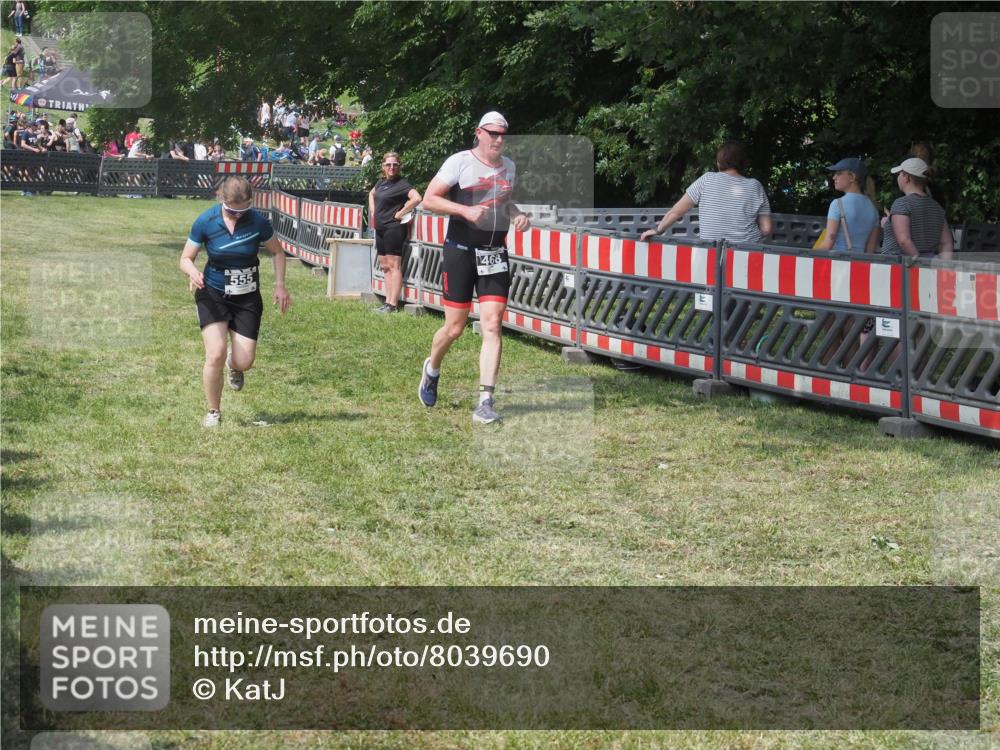 21.06.2025 - 27. Vierlanden-Triathlon KatJ http://msf.ph/oto/8039690 15.06.2025 11:36:50 Schwimmen  meine-sportfotos.de