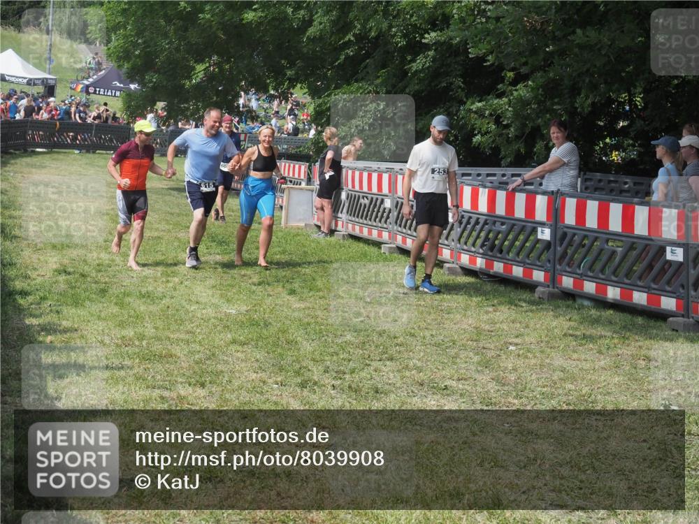 21.06.2025 - 27. Vierlanden-Triathlon KatJ http://msf.ph/oto/8039908 15.06.2025 11:37:31 Schwimmen  meine-sportfotos.de