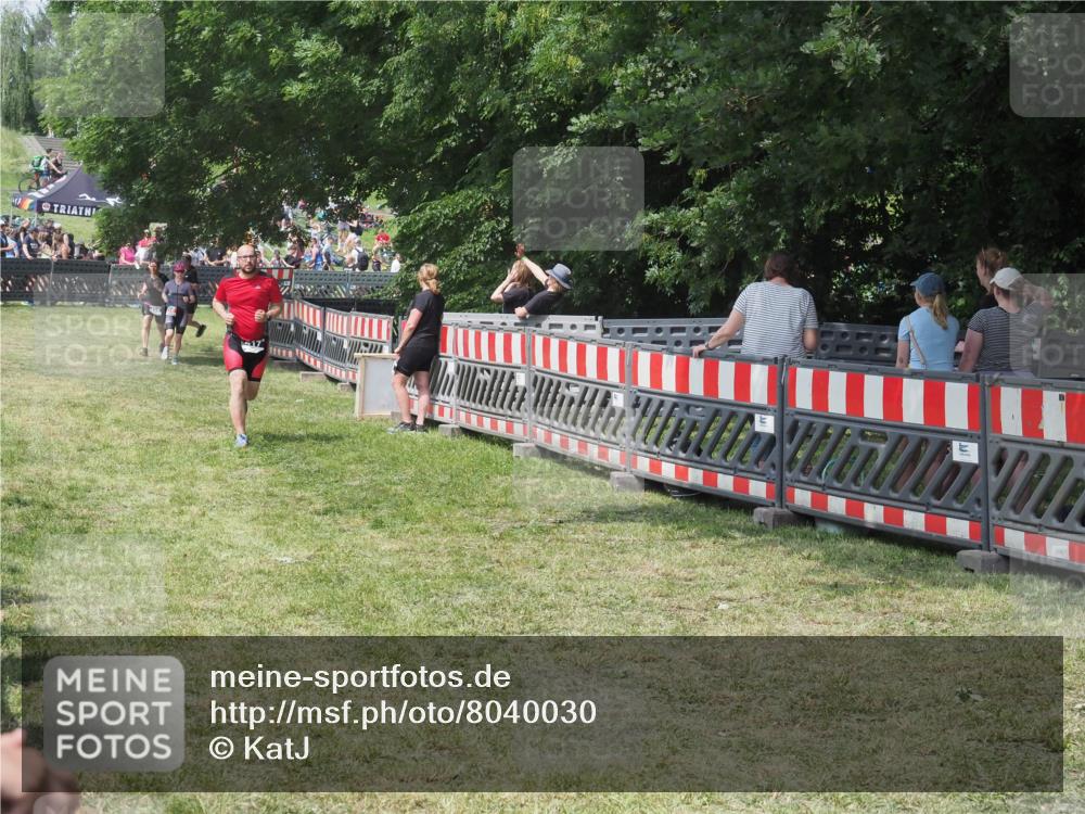 21.06.2025 - 27. Vierlanden-Triathlon KatJ http://msf.ph/oto/8040030 15.06.2025 11:38:16 Schwimmen  meine-sportfotos.de