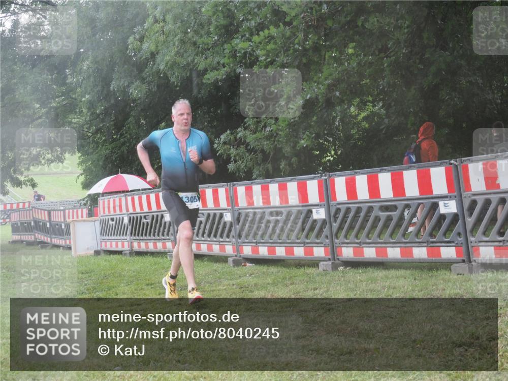21.06.2025 - 27. Vierlanden-Triathlon KatJ http://msf.ph/oto/8040245 15.06.2025 14:27:08 Ziel 1305 meine-sportfotos.de