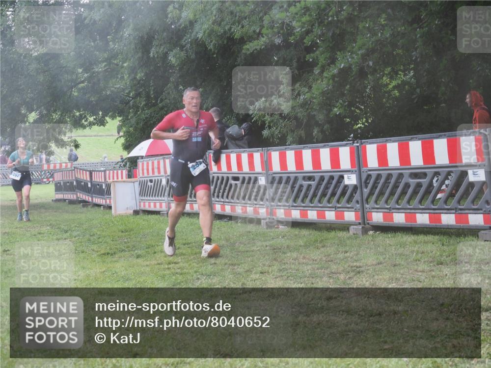 21.06.2025 - 27. Vierlanden-Triathlon KatJ http://msf.ph/oto/8040652 15.06.2025 14:29:00 Ziel 1176, 1252 meine-sportfotos.de
