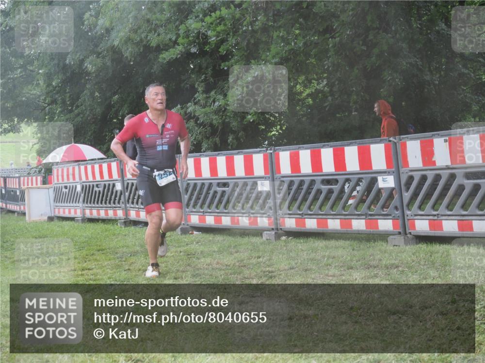 21.06.2025 - 27. Vierlanden-Triathlon KatJ http://msf.ph/oto/8040655 15.06.2025 14:29:01 Ziel 1176, 1252 meine-sportfotos.de