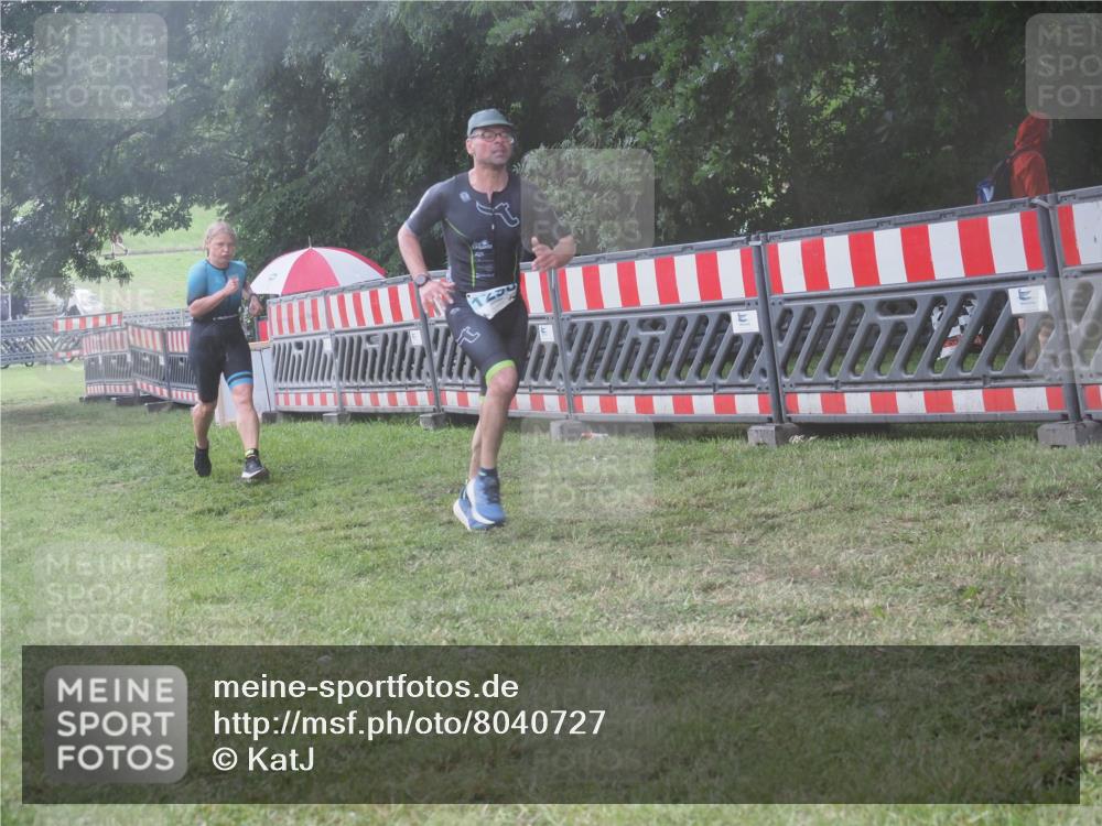 21.06.2025 - 27. Vierlanden-Triathlon KatJ http://msf.ph/oto/8040727 15.06.2025 14:29:18 Ziel 1223, 1296 meine-sportfotos.de