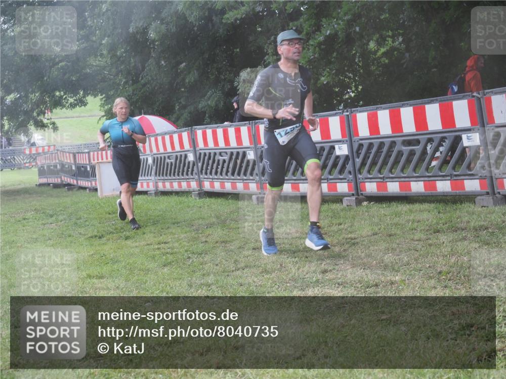 21.06.2025 - 27. Vierlanden-Triathlon KatJ http://msf.ph/oto/8040735 15.06.2025 14:29:19 Ziel 1223, 1296 meine-sportfotos.de