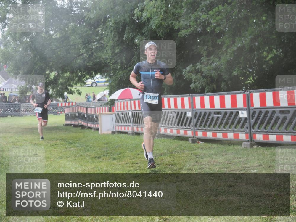 21.06.2025 - 27. Vierlanden-Triathlon KatJ http://msf.ph/oto/8041440 15.06.2025 14:32:58 Ziel 1262, 1307 meine-sportfotos.de