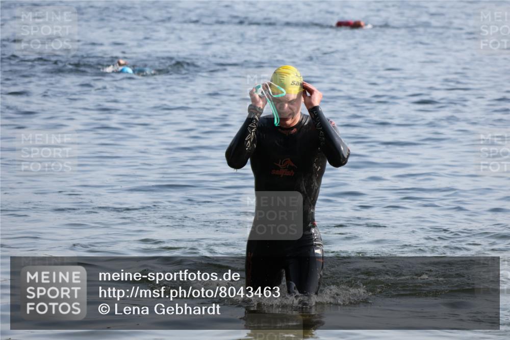 15.06.2025 - 27. Vierlanden-Triathlon Lena Gebhardt http://msf.ph/oto/8043463 15.06.2025 08:32:26 Schwimmen 14, 26, 50, 188 meine-sportfotos.de