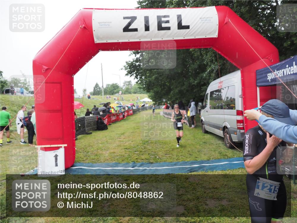 21.06.2025 - 27. Vierlanden-Triathlon MichiJ http://msf.ph/oto/8048862 15.06.2026 14:22:13 Ziel 1201, 1215, 1263, 1315 meine-sportfotos.de