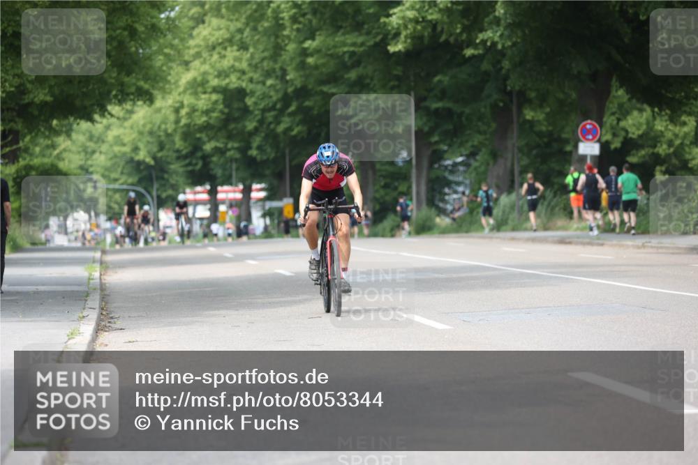 15.06.2025 - 7 Türme Triathlon Yannick Fuchs http://msf.ph/oto/8053344 15.06.2025 13:40:40 Radfahren  meine-sportfotos.de