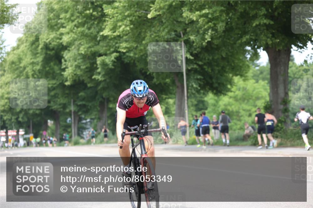15.06.2025 - 7 Türme Triathlon Yannick Fuchs http://msf.ph/oto/8053349 15.06.2025 13:40:41 Radfahren  meine-sportfotos.de
