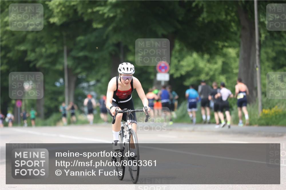 15.06.2025 - 7 Türme Triathlon Yannick Fuchs http://msf.ph/oto/8053361 15.06.2025 13:40:48 Radfahren  meine-sportfotos.de