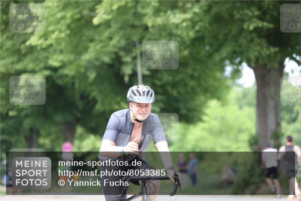 15.06.2025 - 7 Türme Triathlon Yannick Fuchs http://msf.ph/oto/8053385 15.06.2025 13:41:08 Radfahren  meine-sportfotos.de
